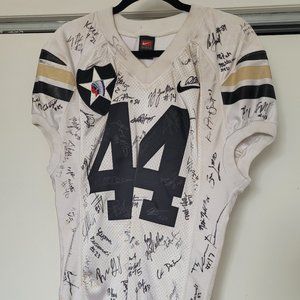 Game Worn Army West Point Football Jersey Signed by Entire 2018 Senior Class